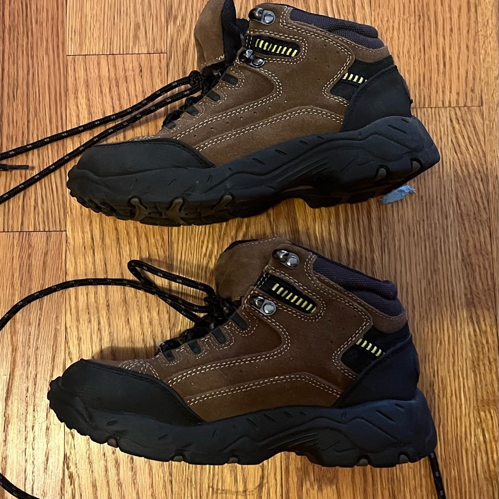 Boys hiking boots - Picture 2 of 6